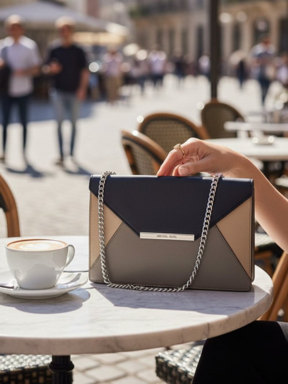 MICHAEL KORS Lana Envelope Clutch